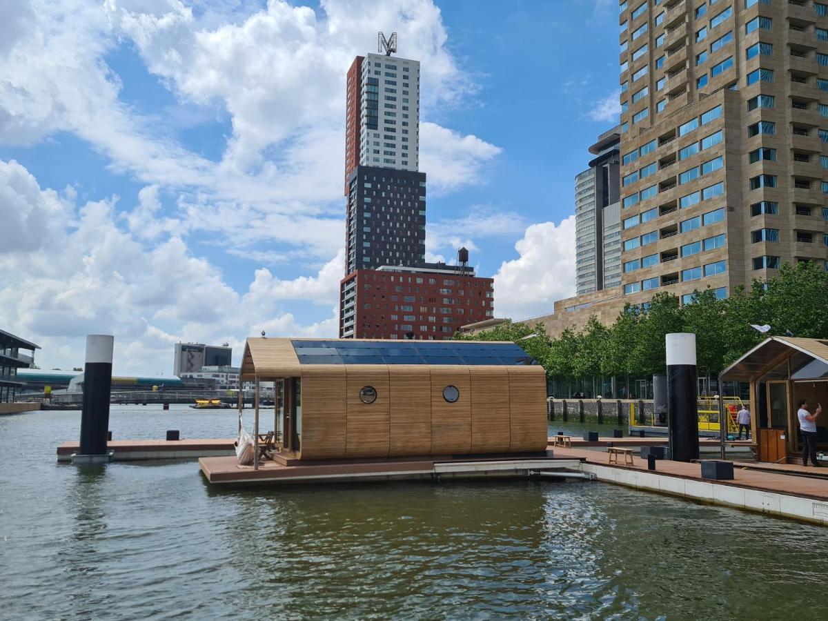 Villa Wikkelboat Nr1 At Floating Rotterdam Rijnhaven Extérieur photo